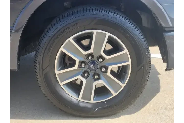 $17880 : Ford F-150 2016 4x2 King Ran image 10