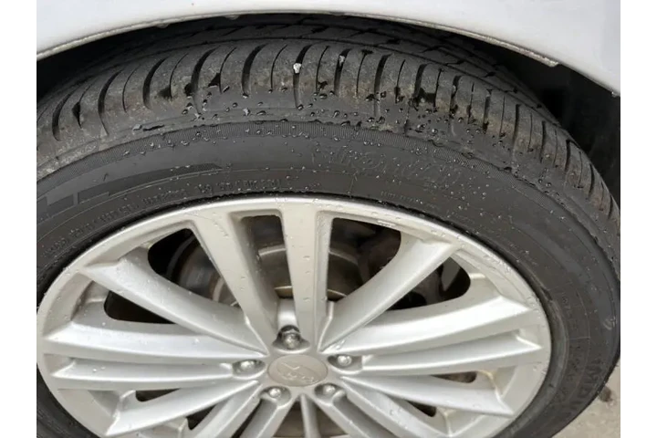 $14990 : 2014 Impreza 2.0i Premium image 10