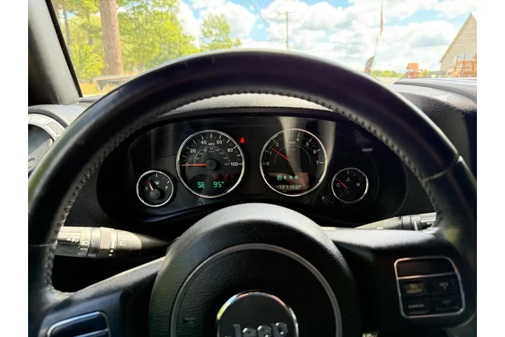 $17900 : Jeep Wrangler Unlimited 2015 image 10