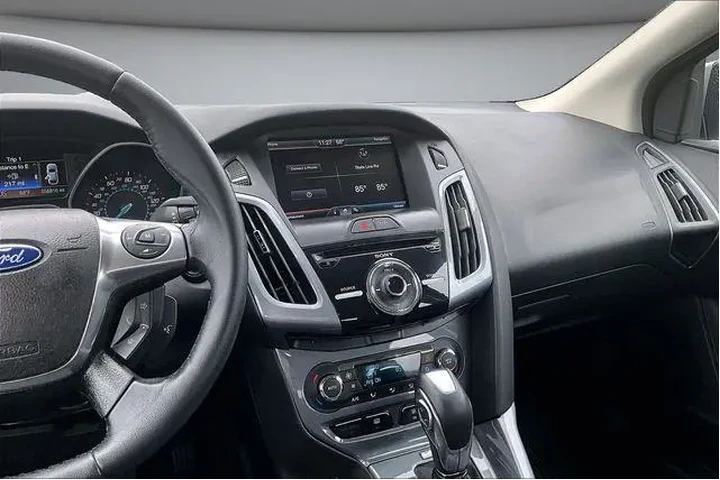 $10500 : Ford Focus 2012 Titanium 4dr image 9