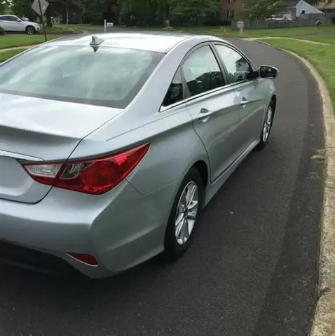 $4900 : 2014 HYUNDAI SONATA GLS SEDAN image 3