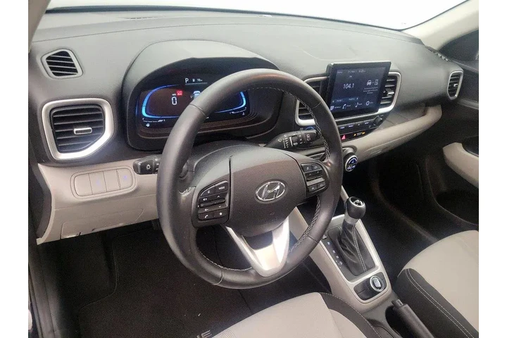 $19998 : Hyundai VENUE 2023 SEL 4dr C image 9