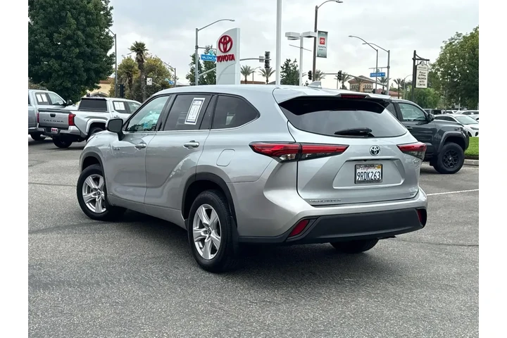 $26890 : Toyota Highlander Hybrid 202 image 5