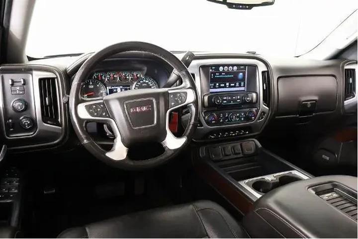 $28334 : GMC Sierra 1500 2017 4x4 SLT image 2