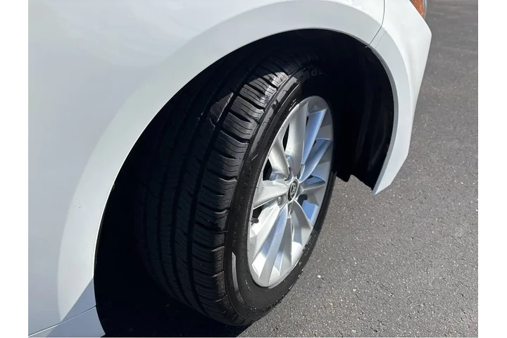 $22500 : Gold Certified2020 Corolla XLE image 8