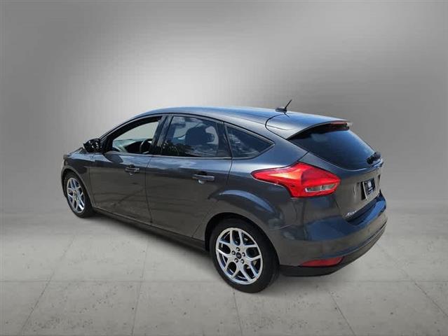 $9999 : Pre-Owned 2015 Ford Focus SE image 6