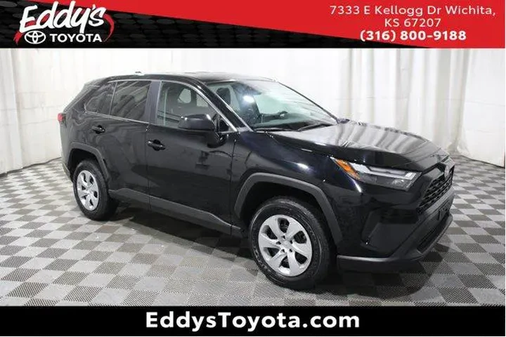 $27756 : Toyota RAV4 2024 AWD LE 4dr image 1