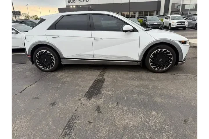 $33766 : Hyundai IONIQ 5 2024 AWD Lim image 3
