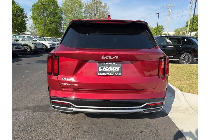 $26296 : Kia Sorento 2023 S 4dr SUV image 6