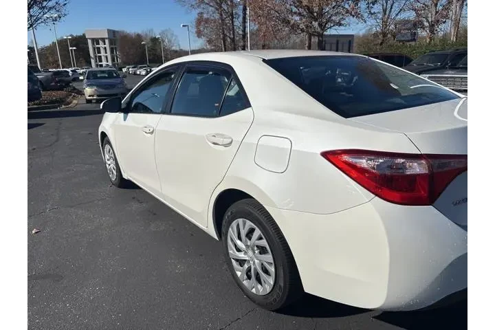 $16095 : Toyota Corolla 2017 LE 4dr S image 5