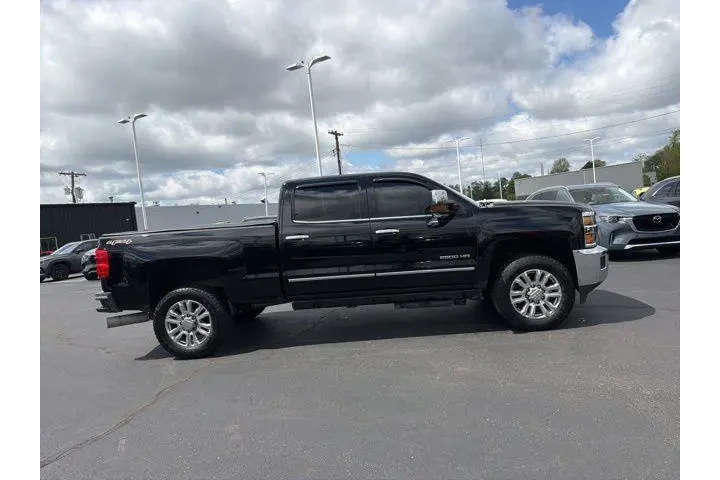 $37980 : Chevrolet Silverado 2500HD 2 image 5