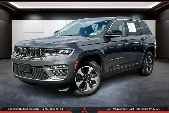 $31715 : Jeep Grand Cherokee 2024 4x4 image 1