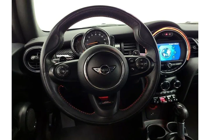 $18998 : MINI Convertible 2019 Cooper image 10