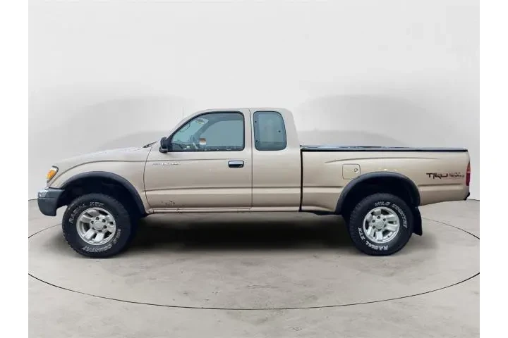 $11991 : Toyota Tacoma 1998 2dr SR5 V image 2