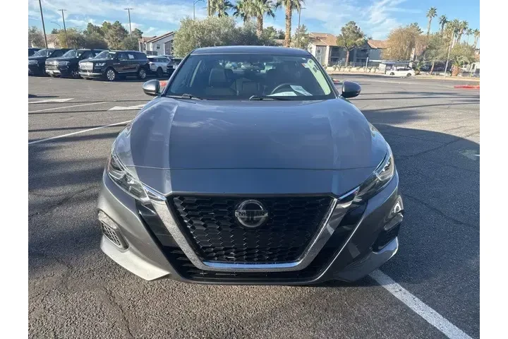 $13769 : Nissan Altima 2020 2.5 S 4dr image 2