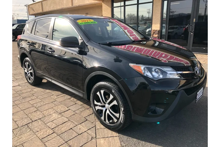 $12950 : 2015 RAV4 LE AWD image 8
