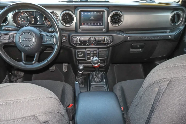 $25488 : 2021 Wrangler Unlimited Willy image 10