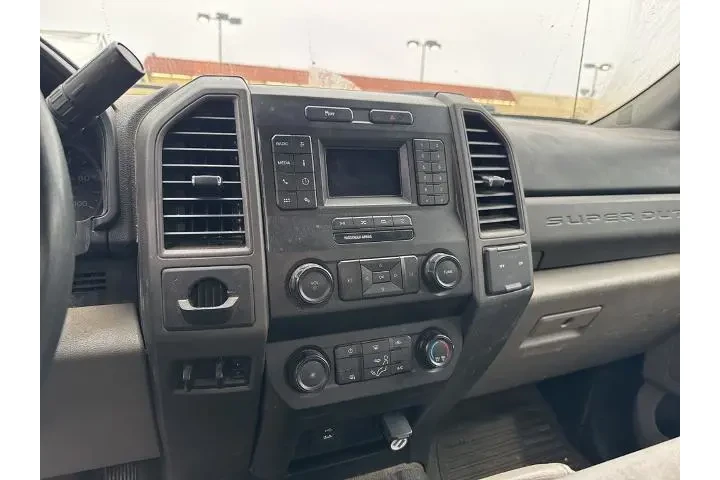 $24965 : Ford F-250 Super Duty 2021 4 image 8