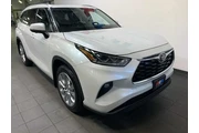 $39989 : Toyota Highlander 2023 AWD L thumbnail