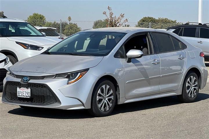 $21998 : Corolla Hybrid LE image 10