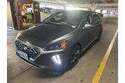 $17990 : Hyundai IONIQ Plug-in Hybrid thumbnail