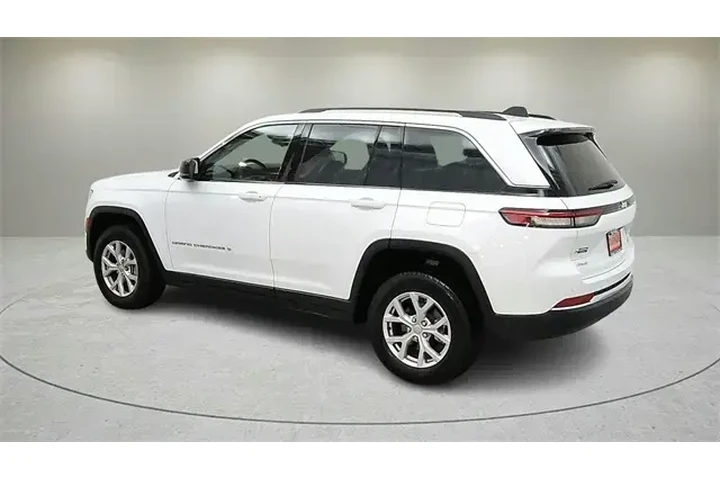 $29977 : Jeep Grand Cherokee 2022 4x4 image 6