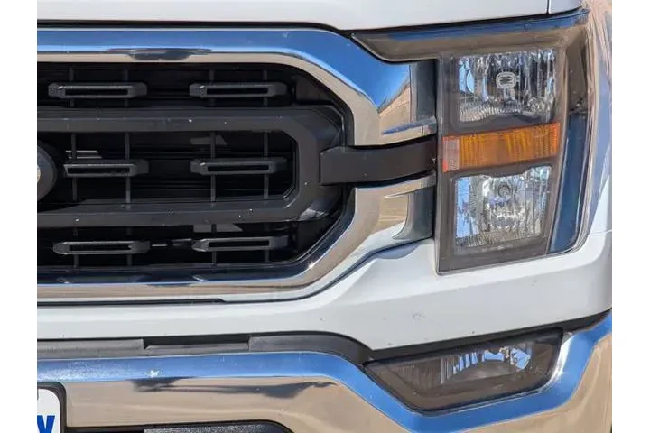 $31479 : Ford F-150 2023 4x2 XL 4dr S image 7