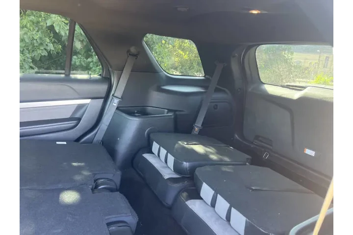 $16495 : 2017 Explorer XLT image 5