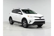 Toyota RAV4 2018 XLE 4dr SUV en Hialeah