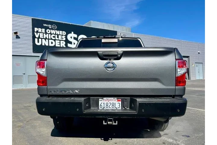 $17997 : Nissan Titan 2022 4x2 S 4dr image 5