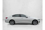 $38777 : BMW 3 Series 2025 AWD 330i x thumbnail