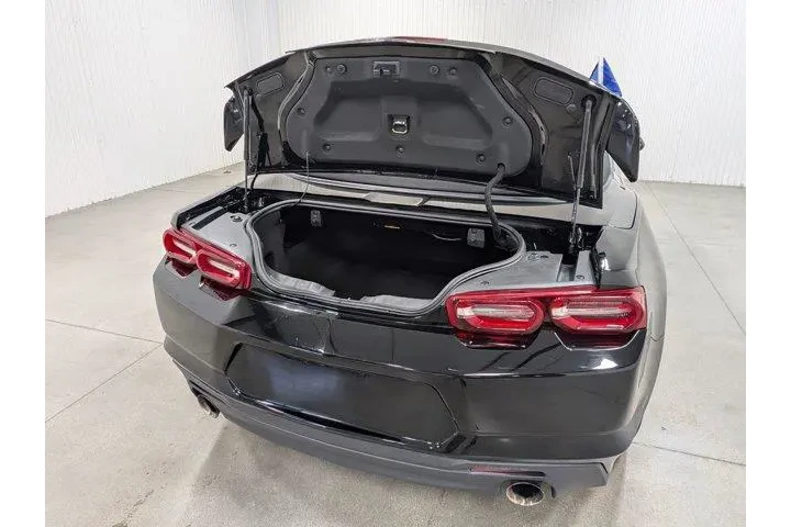 $19998 : Chevrolet Camaro 2023 LT 2dr image 7