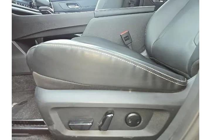 $29150 : Nissan Rogue 2026 AWD SL 4dr image 5