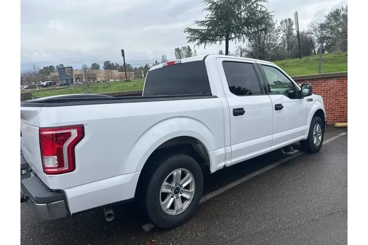 $18750 : Ford F-150 2017 4x2 XLT 4dr image 3