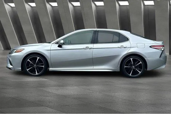 $22900 : Toyota Camry 2019 XSE 4dr Se image 8
