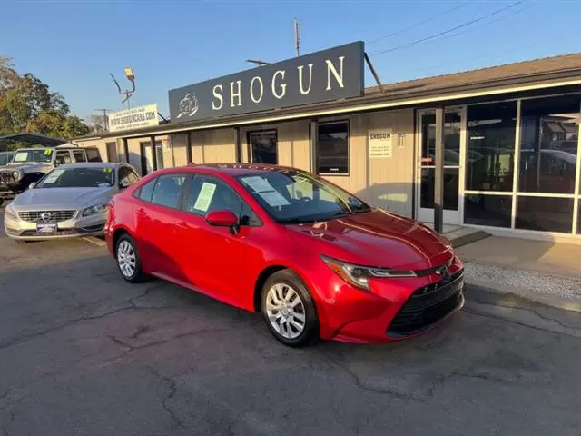 $19795 : 2021 Corolla LE image 2