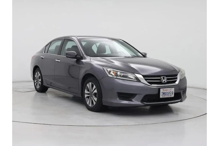 $17998 : Honda Accord 2015 LX 4dr Sed image 1