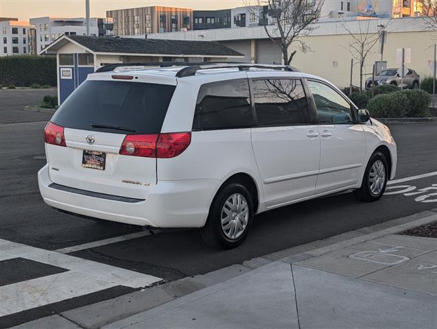 $9988 : 2007 Sienna CE image 6