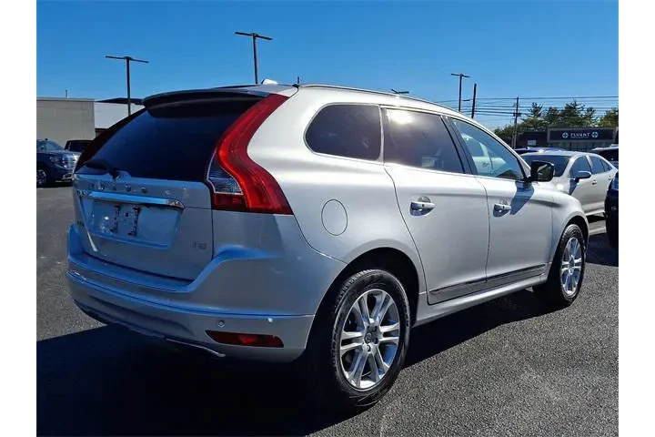 $15828 : Volvo XC60 2016 T5 Drive-E P image 6
