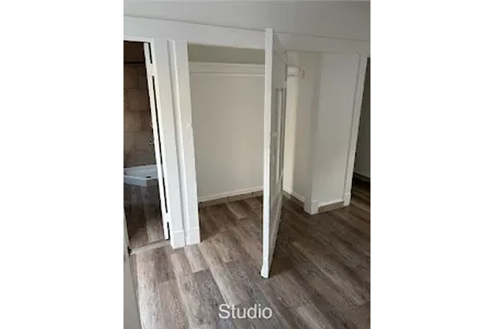 RENTO ESTUDIOS image 2