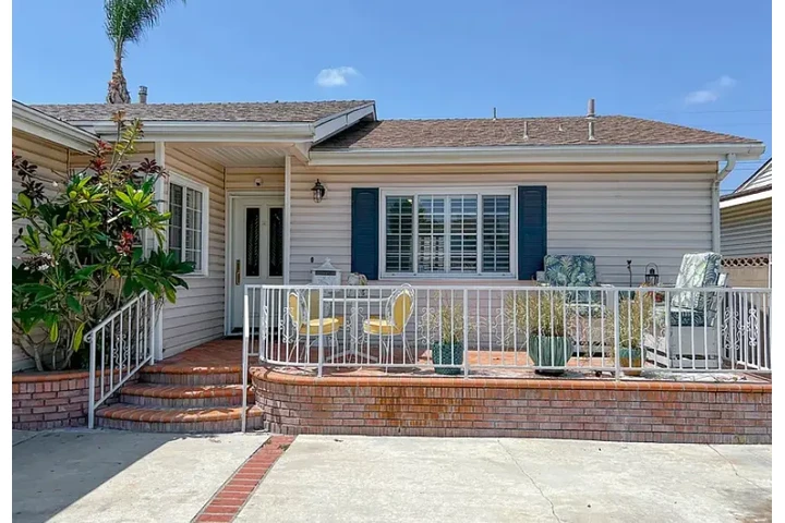 $2950 : Casa De renta🏠 Whittier, CA image 1
