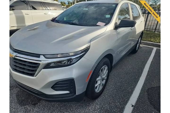 $15800 : Chevrolet Equinox 2022 LS 4d image 2