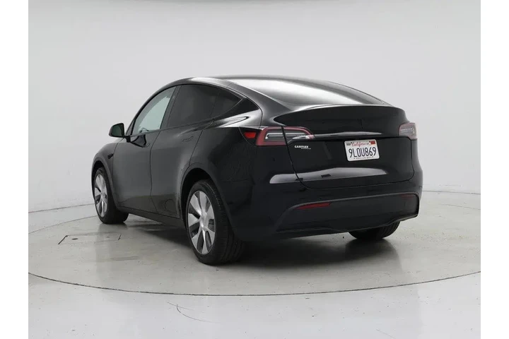 $39998 : Tesla Model Y 2024 AWD Long image 2