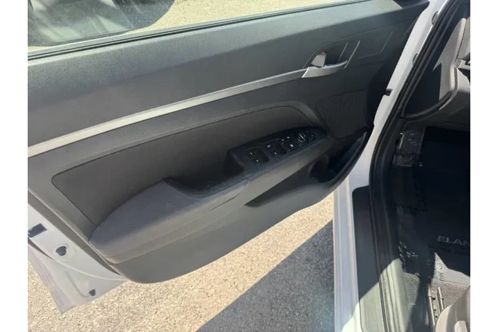 $10897 : 2020 Elantra SEL image 9