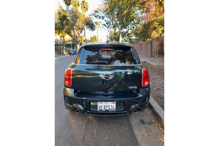 $6500 : Lindo Mini Contryman 2012 image 1
