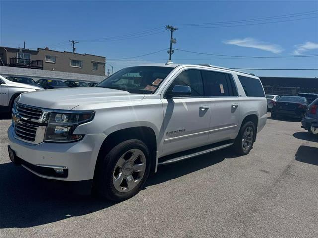 $22990 : 2016 CHEVROLET SUBURBAN2016 C image 9