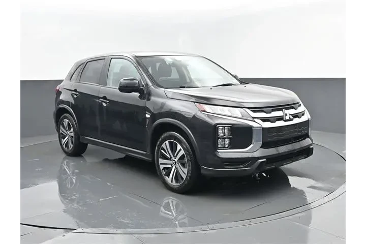 $18967 : Mitsubishi Outlander Sport 2 image 3