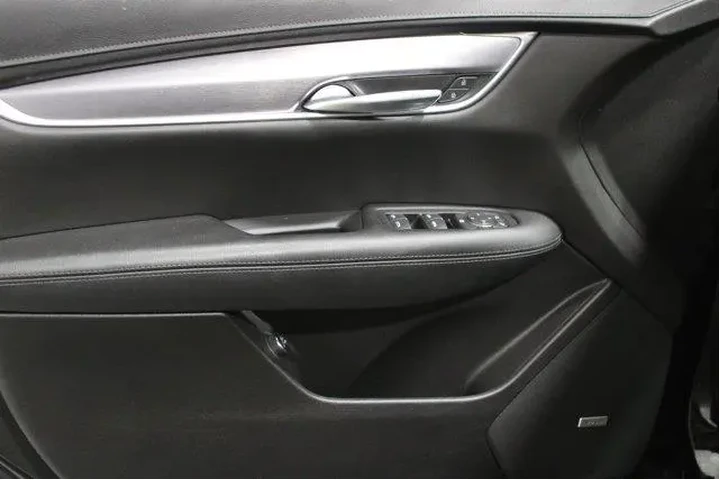 $18949 : Cadillac XT5 2020 Luxury 4dr image 3