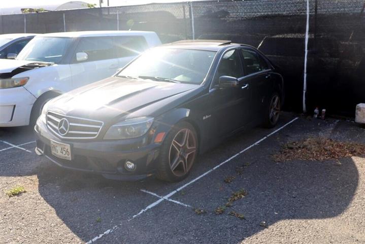 2011 Mercedes-Benz C-Class image 2