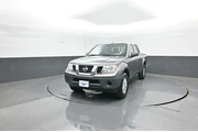 $13934 : Nissan Frontier 2016 4x4 S 4 thumbnail